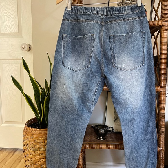 Slouchy Jeans - size small - Picture 4 of 4